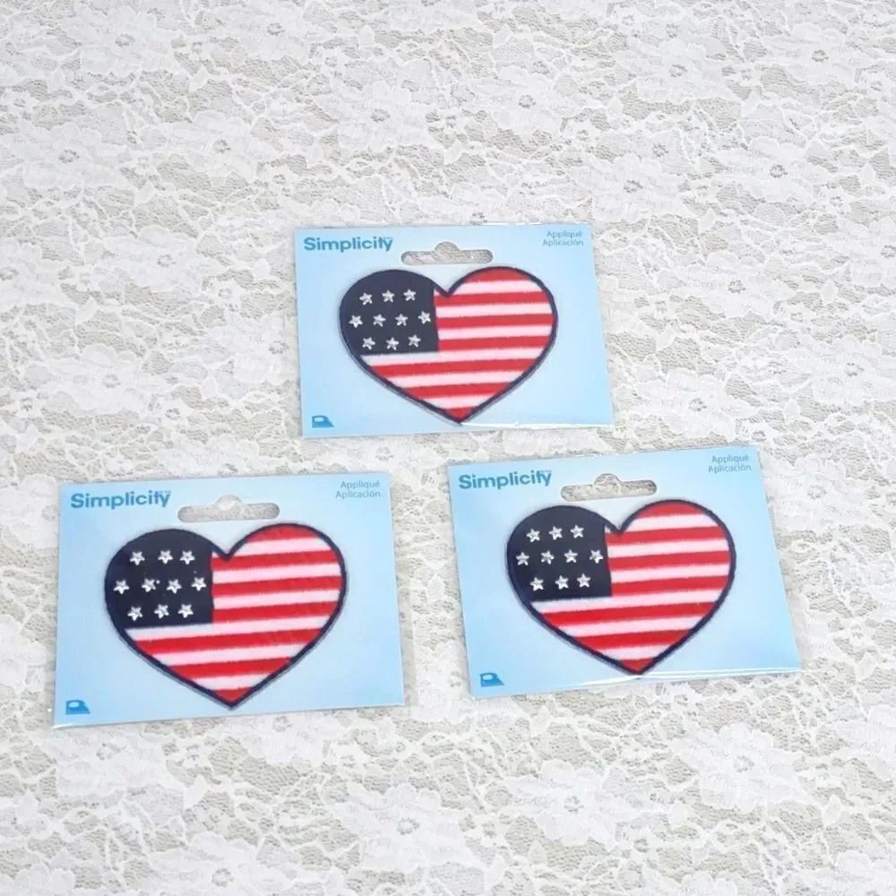 American Flag Heart Iron-On Embroidery Patch - Picture 9 of 9